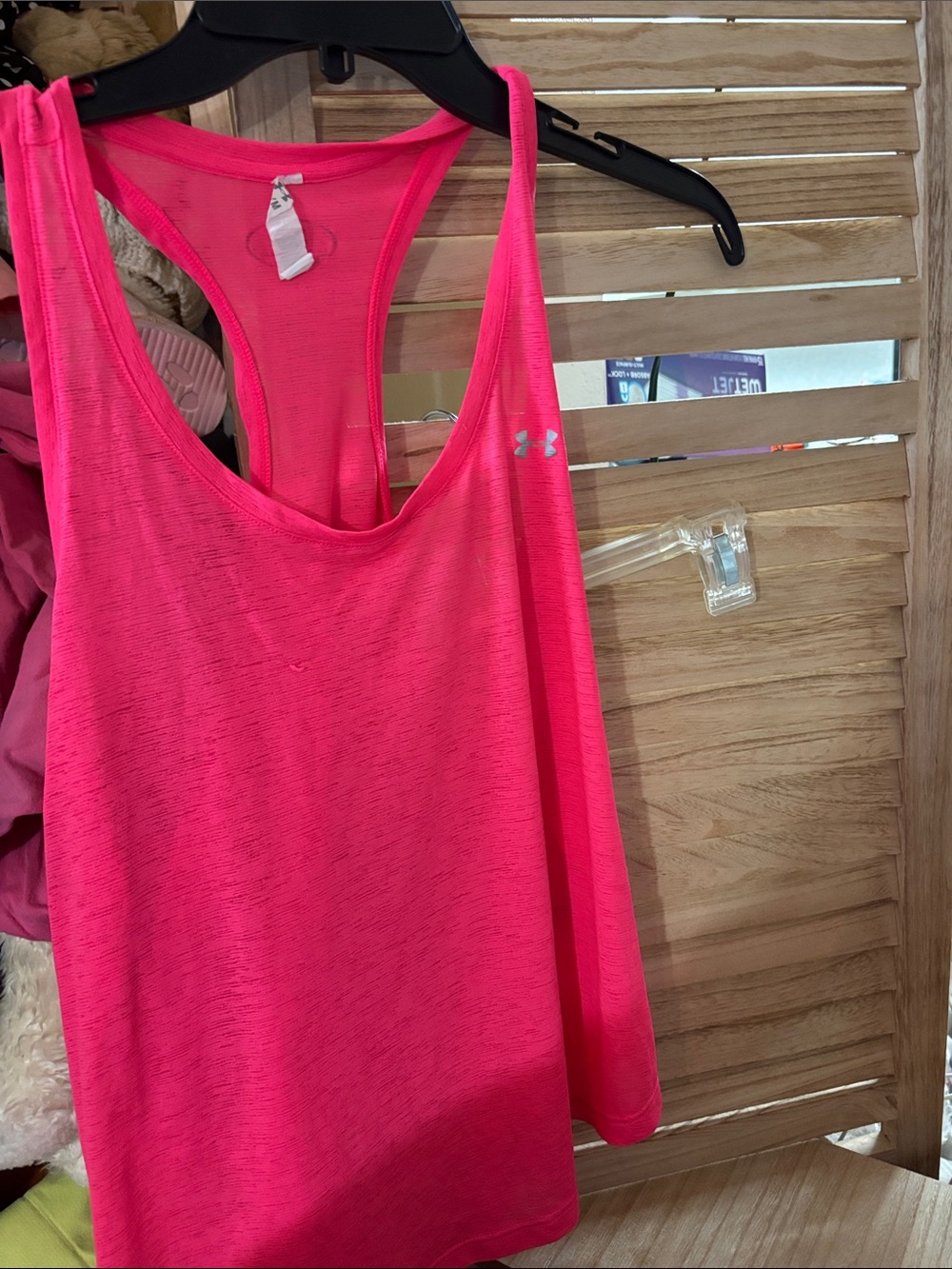 Under Armour Bright Pink Racerback Workout Tank Medium